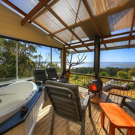 Island View Spa Cottage Smithton Exterior photo